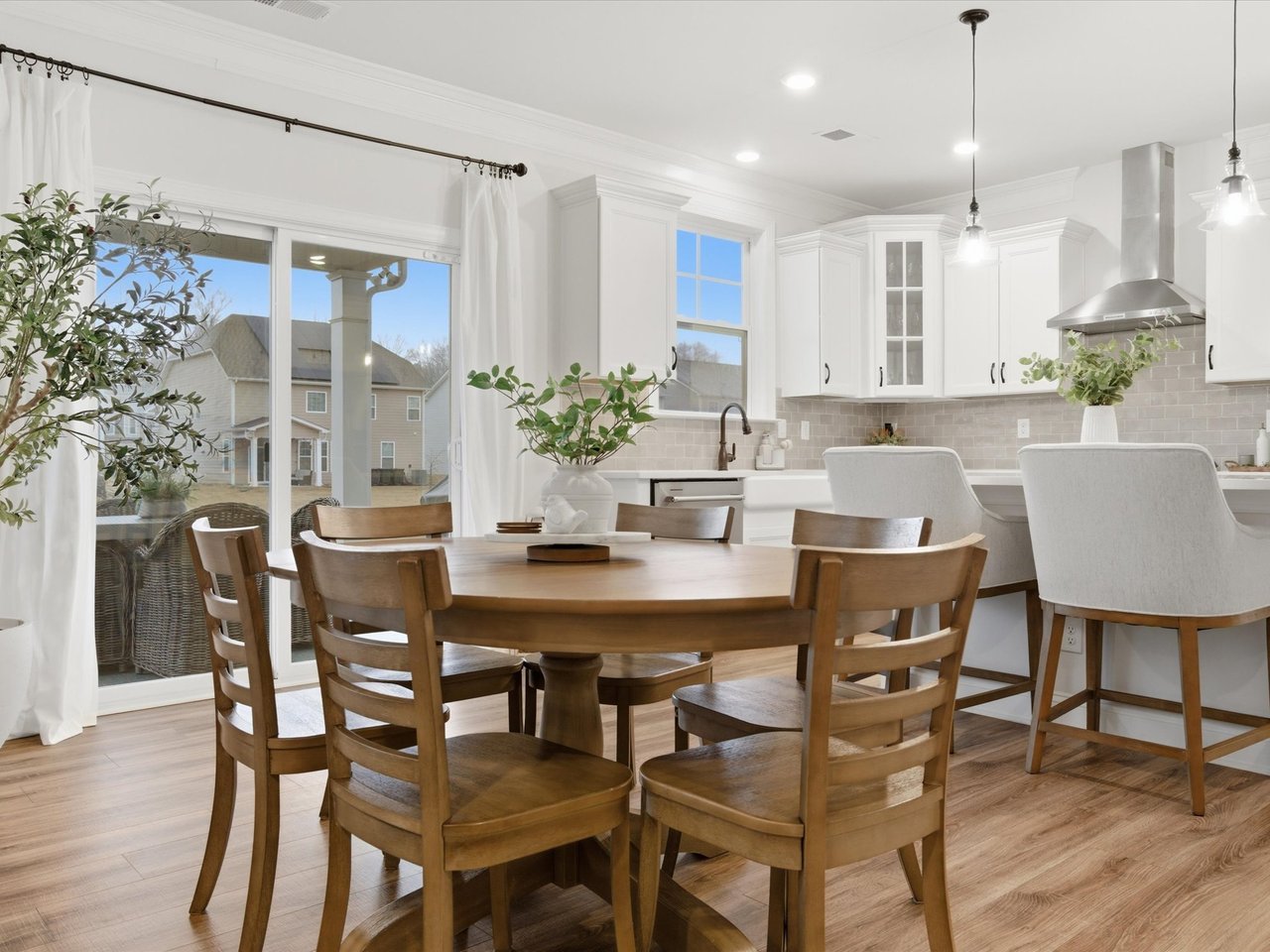 2204 Skybrook Oaks