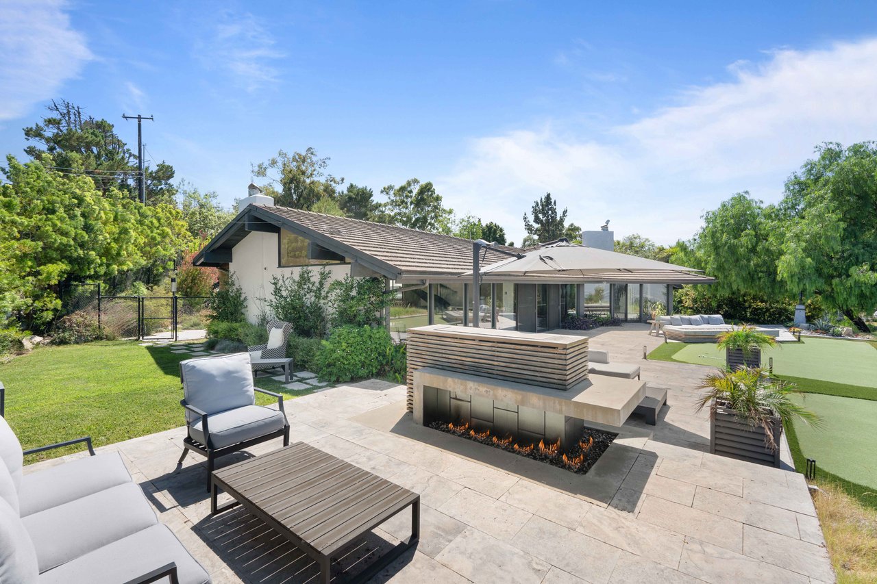 4 Buckboard Ln, Rolling Hills, CA 90274
