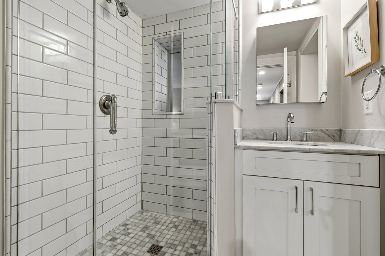 Luxury Dupont Circle Rental Listing