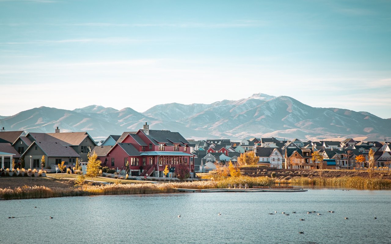 Riverwood Homes in South Richland's Willowbrook Neighborhood