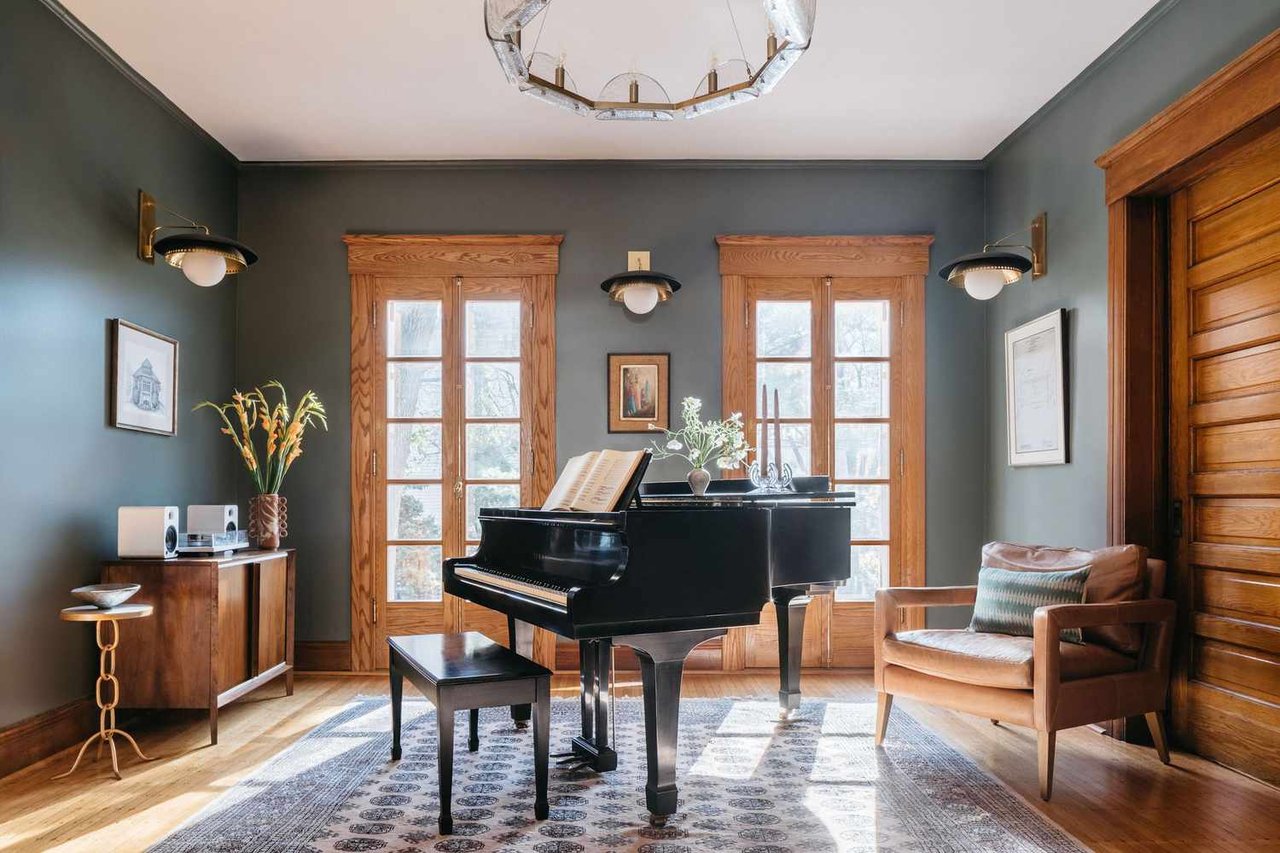 Historic Estate Ownership: What Luxury Buyers Should Know Before Purchasing
