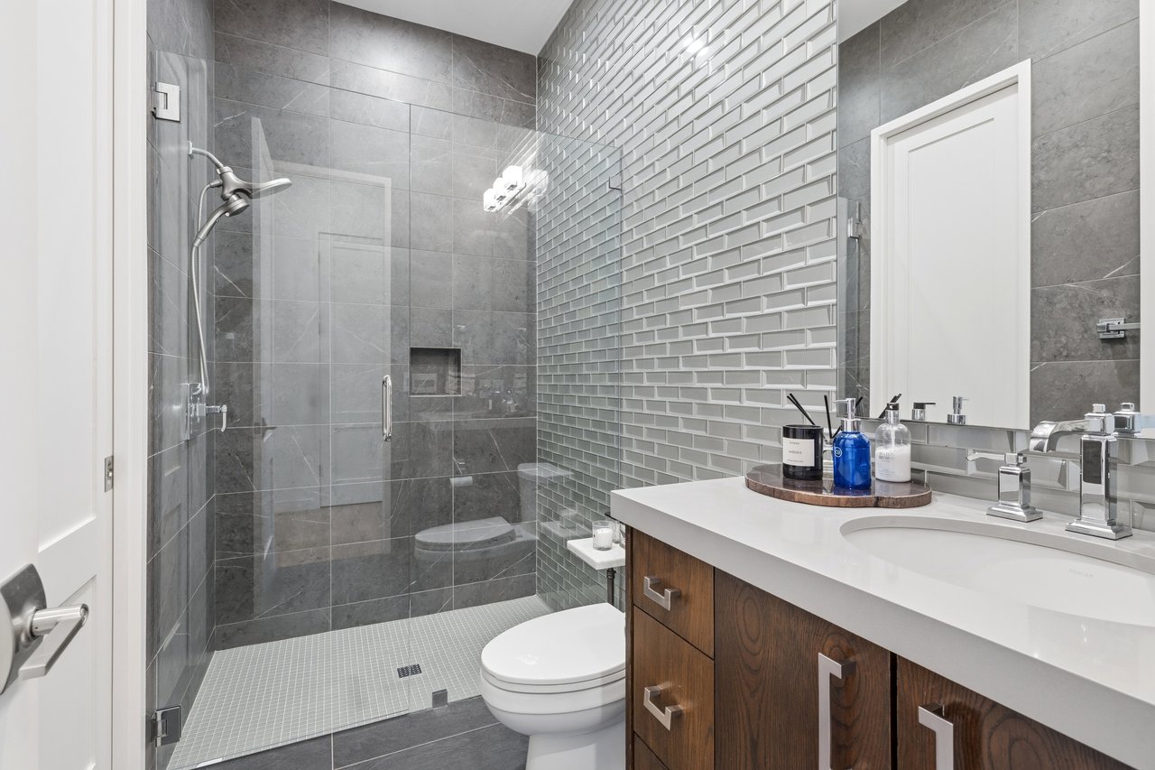 West Lake Hills Modern Sanctuary