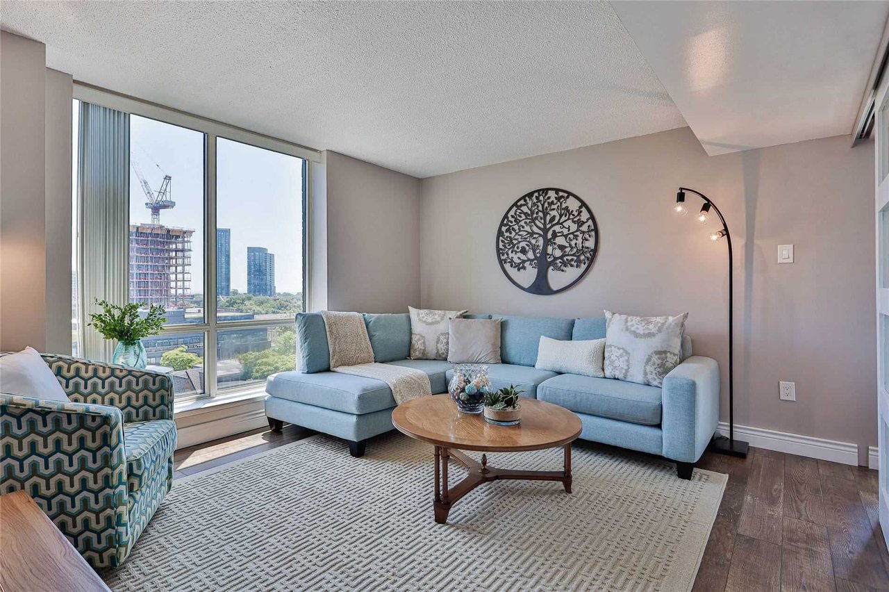 701 King Street W 806