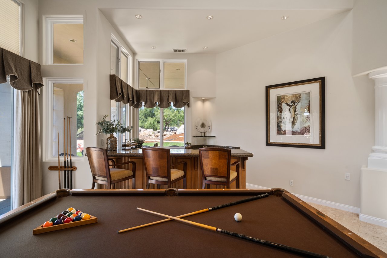 41555 Avenida Conchita