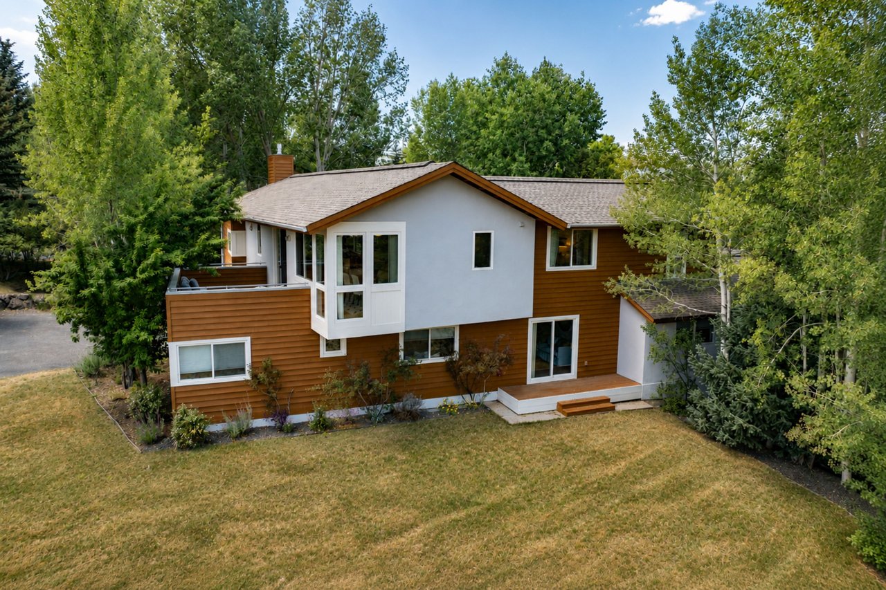 11 Russell Trail
