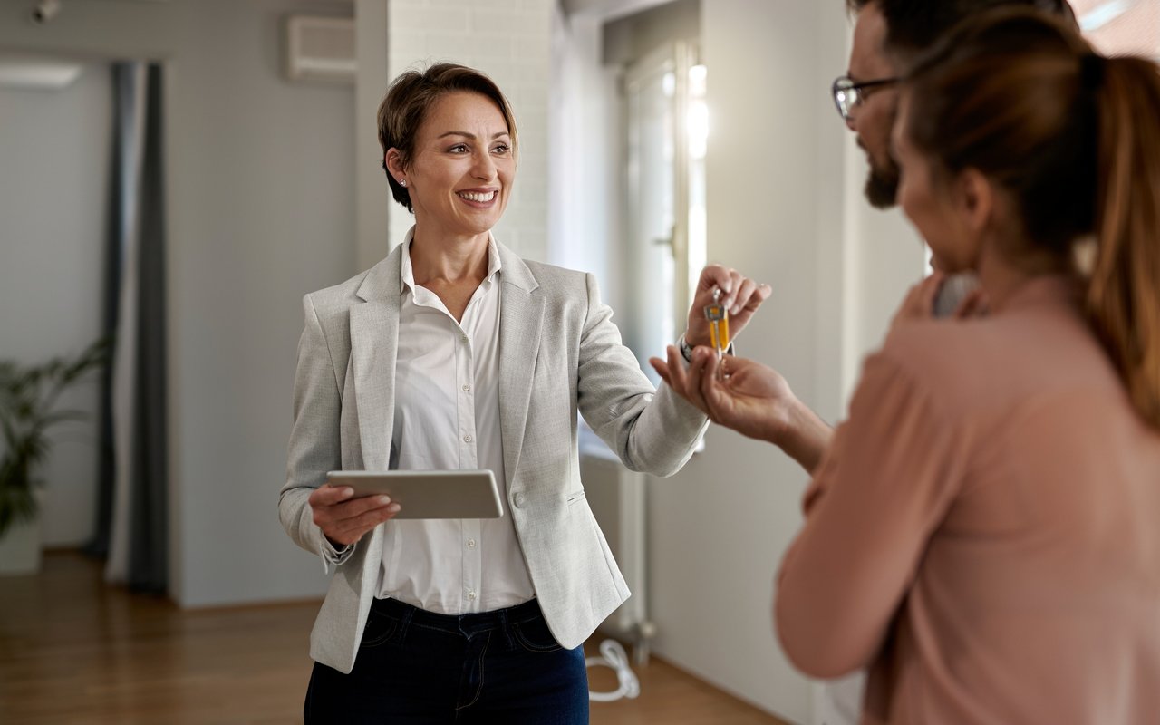 Top Qualities To Look For in A Short Sales Agent