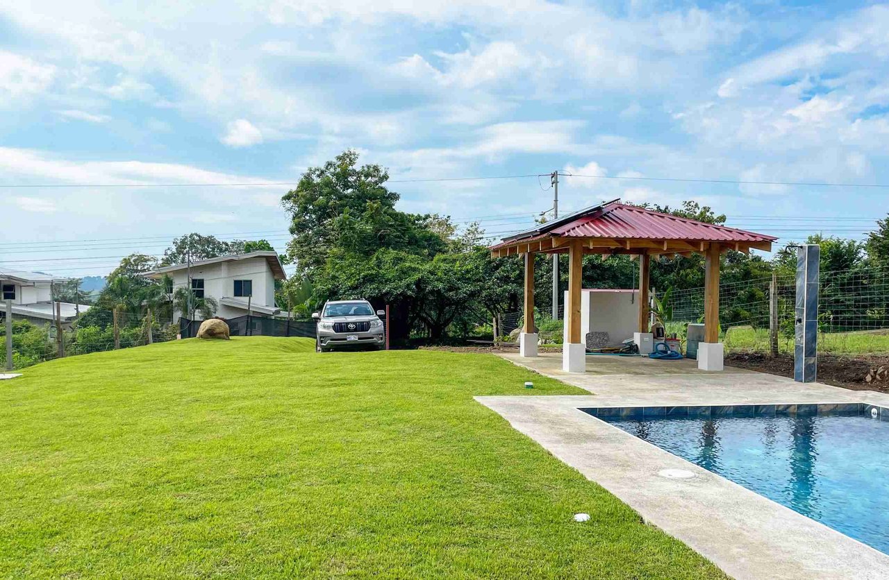 Brand-New Easy-Access 2-Bedroom Home with Big Pool & Peaceful Terraza on Calle Cascada in Ojochal Costa Rica