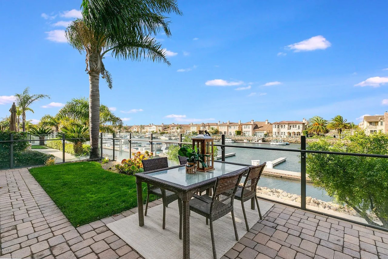 1357 Estuary Way, Oxnard, CA 93035