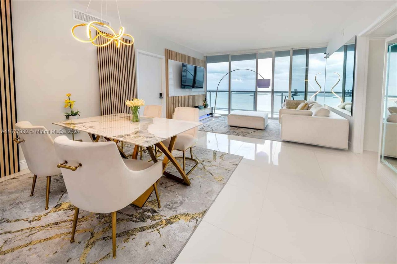 465 Brickell Ave Unit 4705