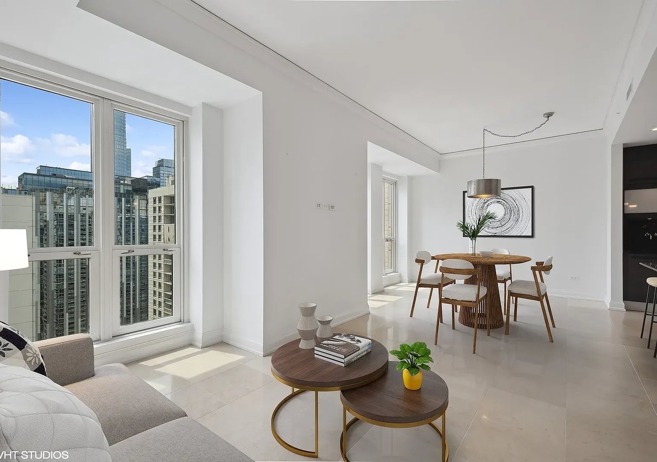 11 E Walton St APT 3101