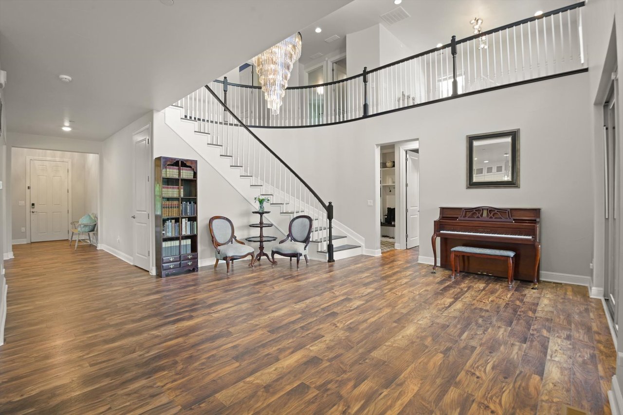 6881 Northstar Court