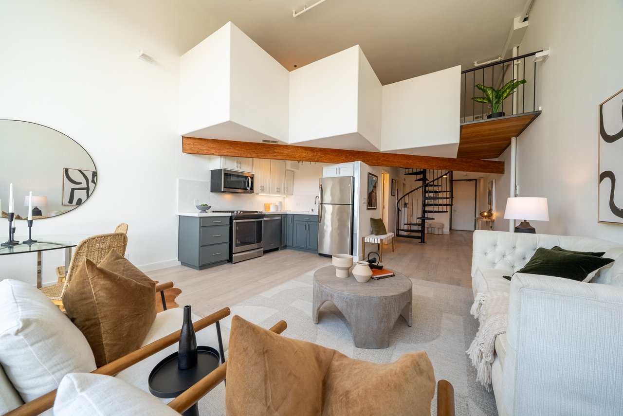 2301 Harrison St #203