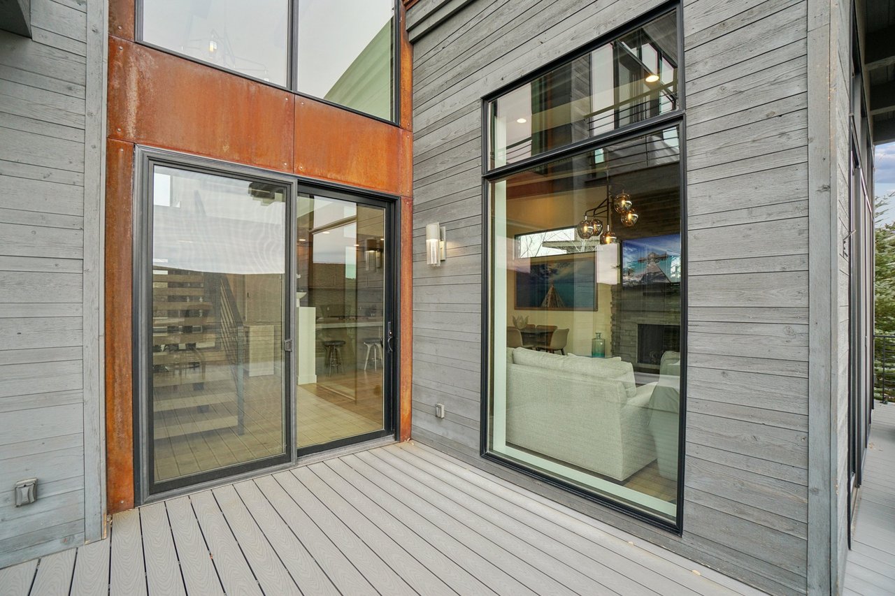 6768 Golden Bear Loop