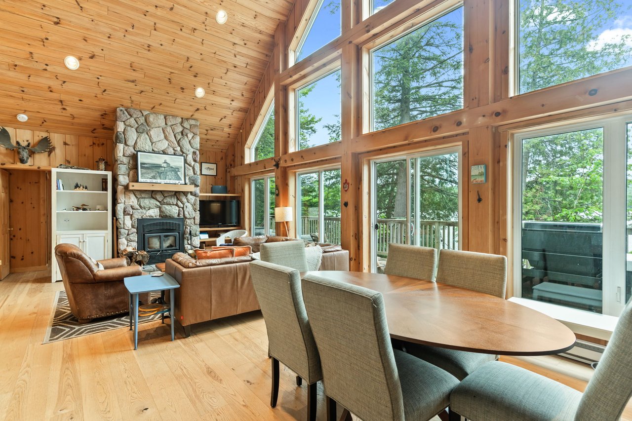 1029 BADGER LANE