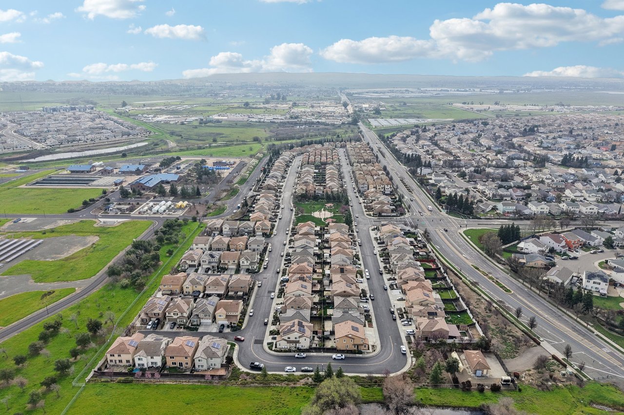 5348 Gramercy Cir