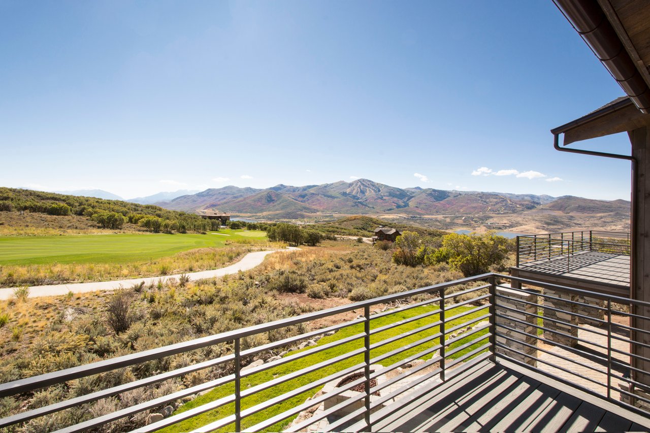 Luxury Living with Endless Views