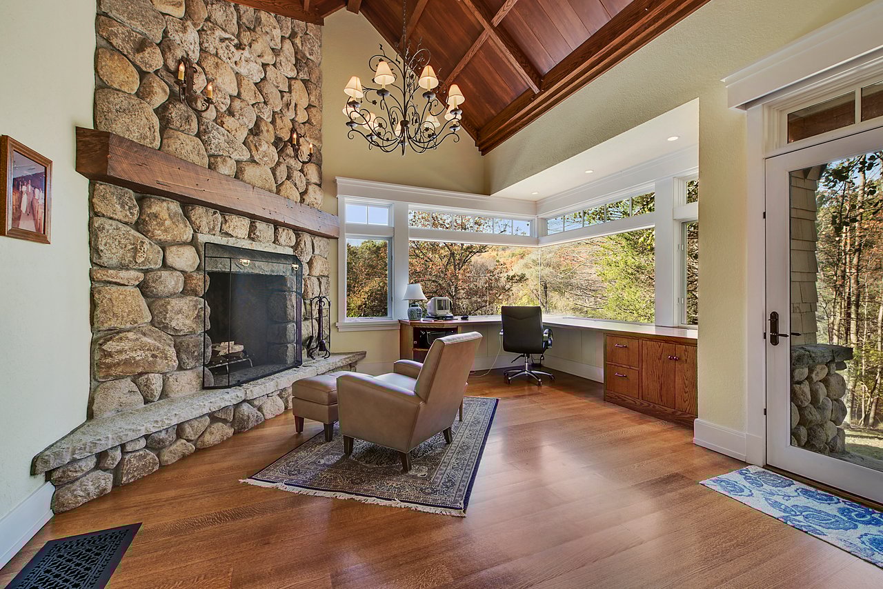 54 Old Stone Hill Road