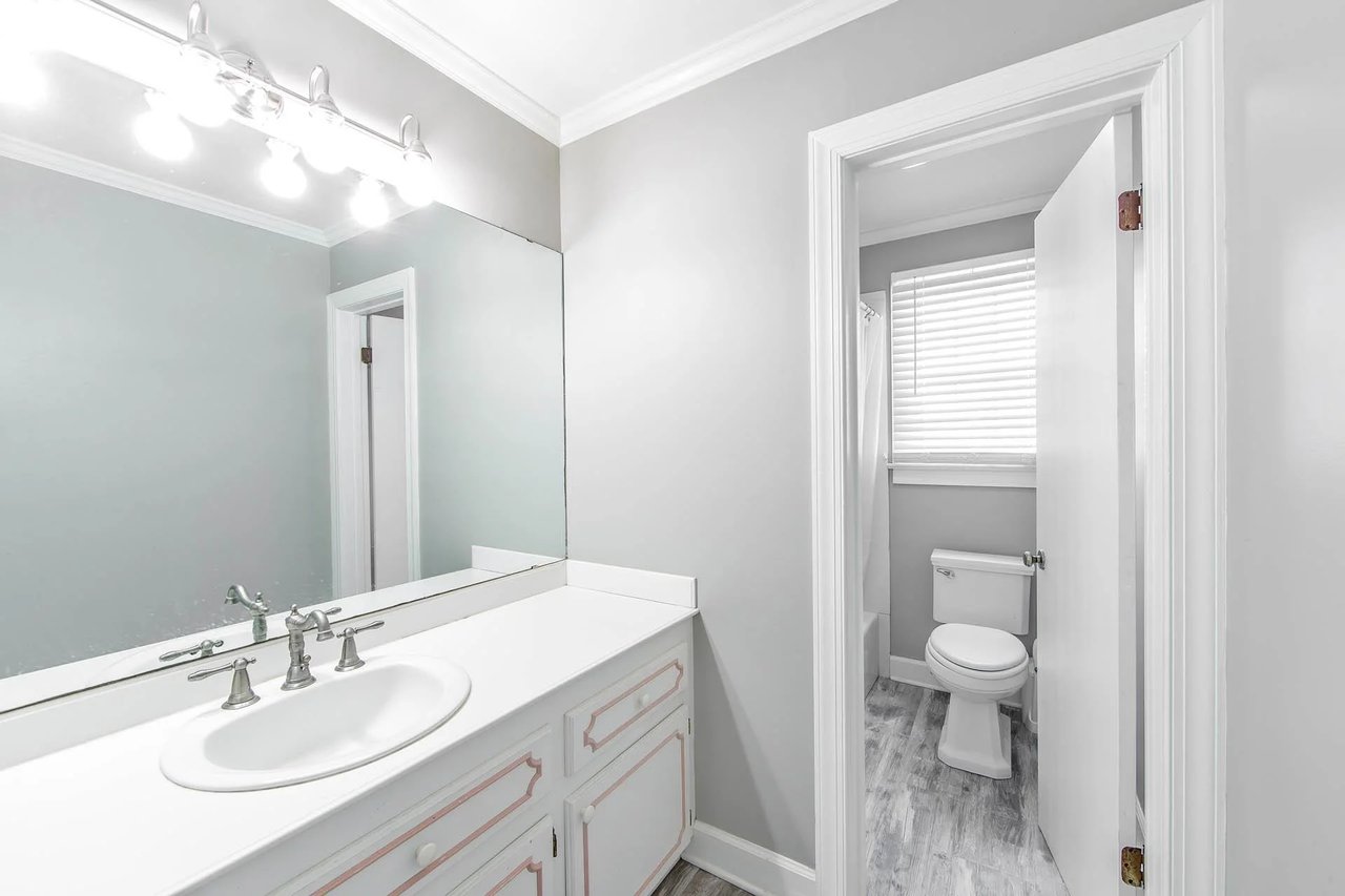 104 TALBOT DR