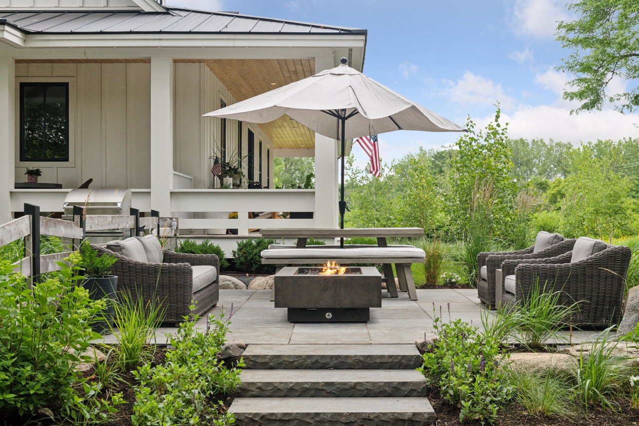 2782 Willow Drive, Medina