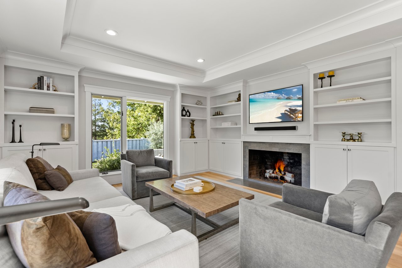 114 Nina CT
