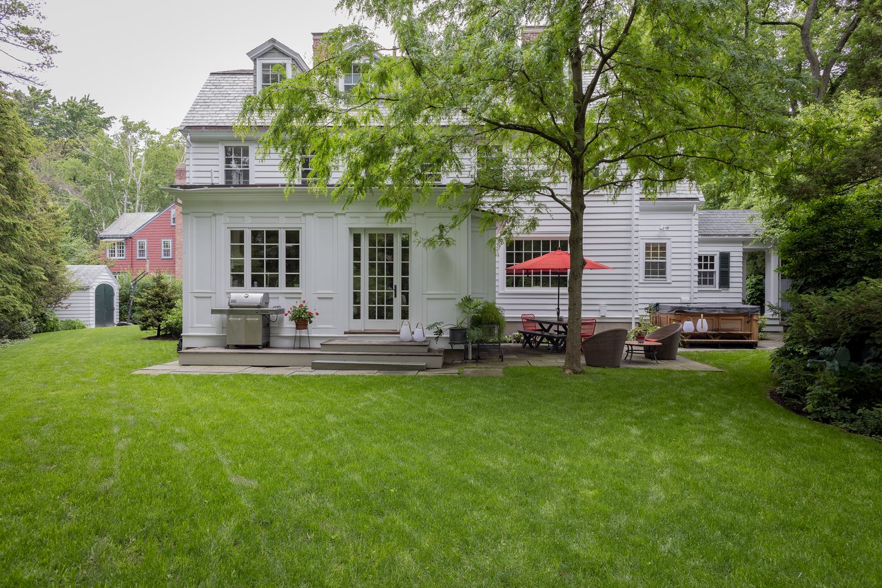 7 Lincoln Ln