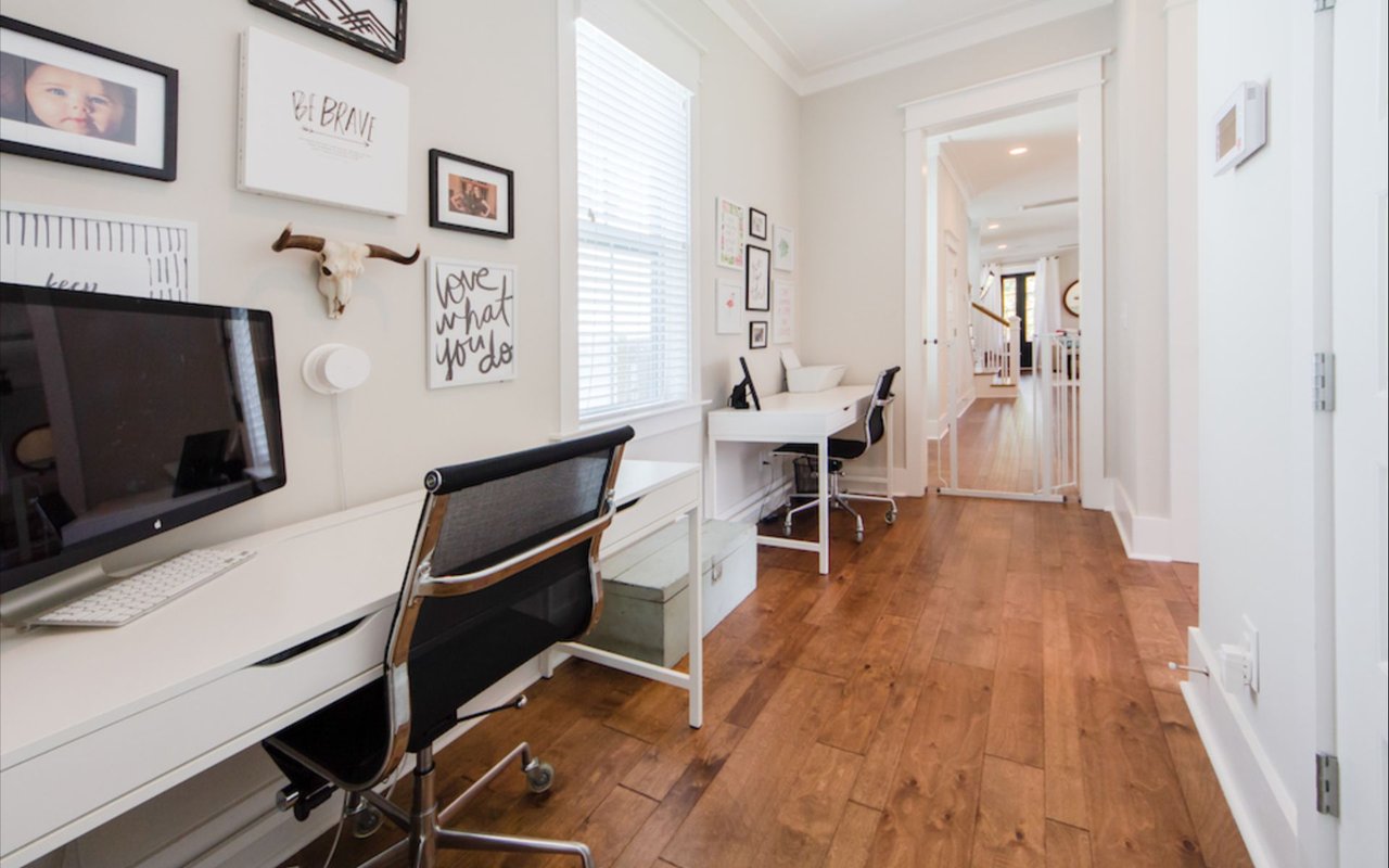 For Sale – Homes with Office Spaces