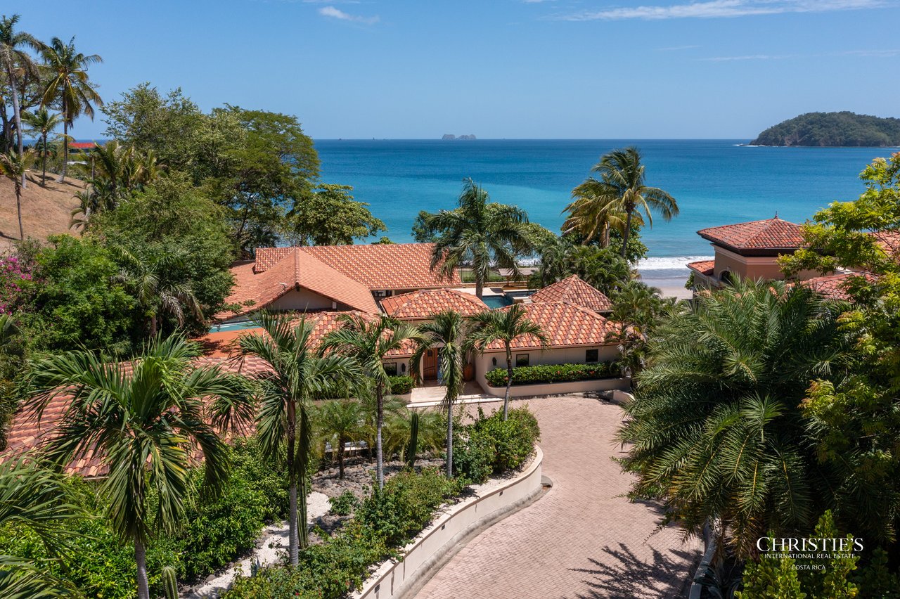 Casa Playa Bonita | Beachfront Luxury Estate in Playa Flamingo