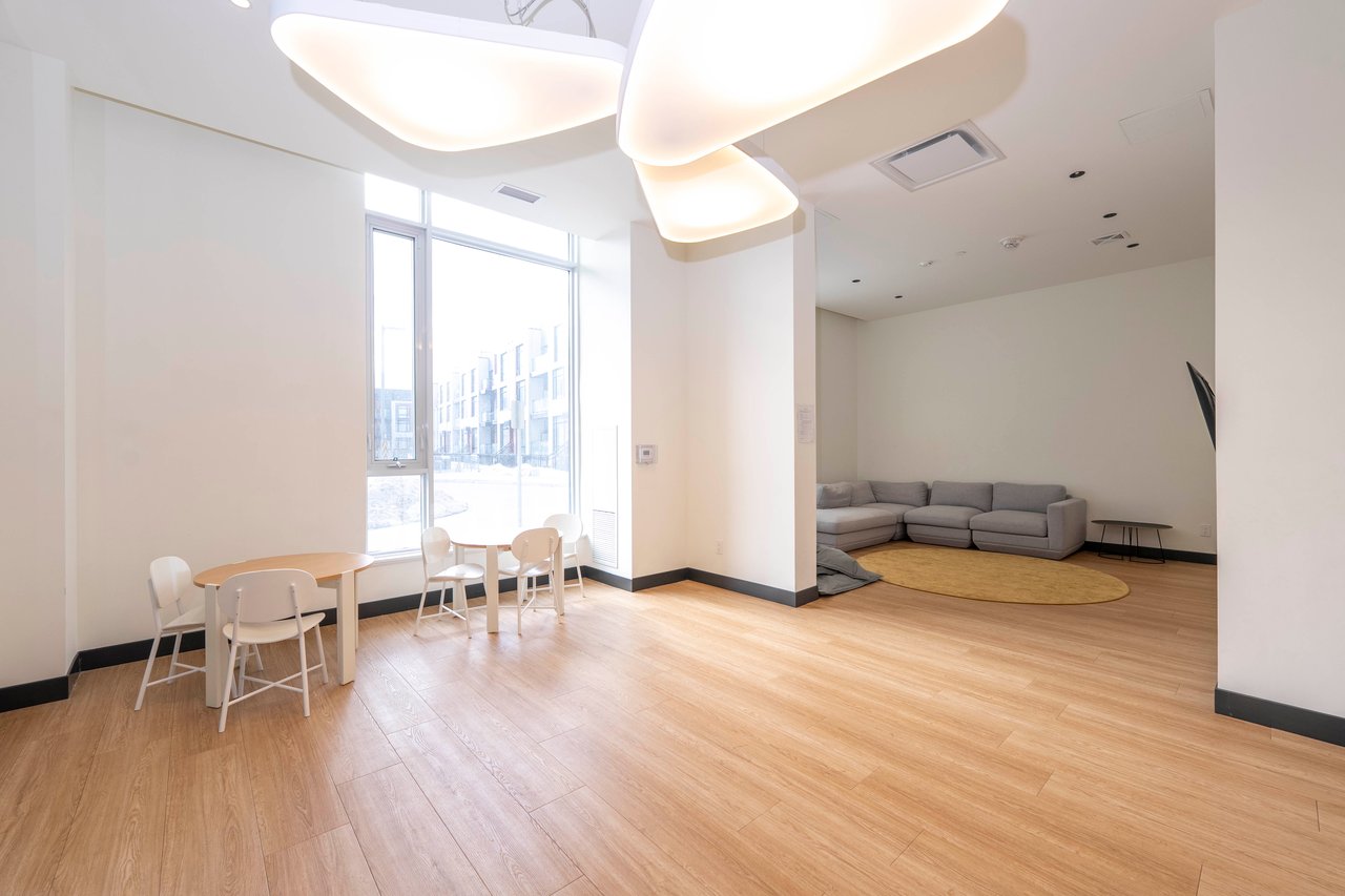 2 David Eyer Road, 525