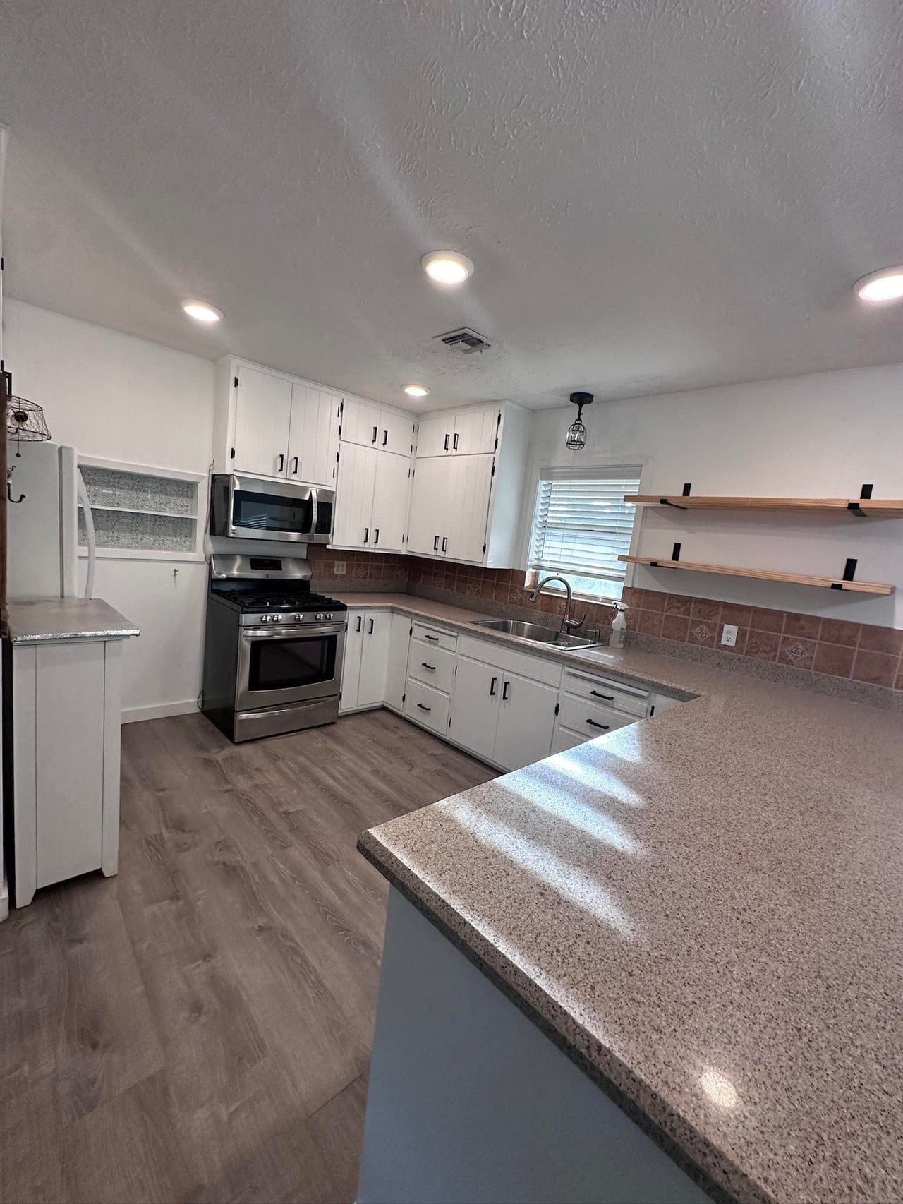 1132 Thiele Lane