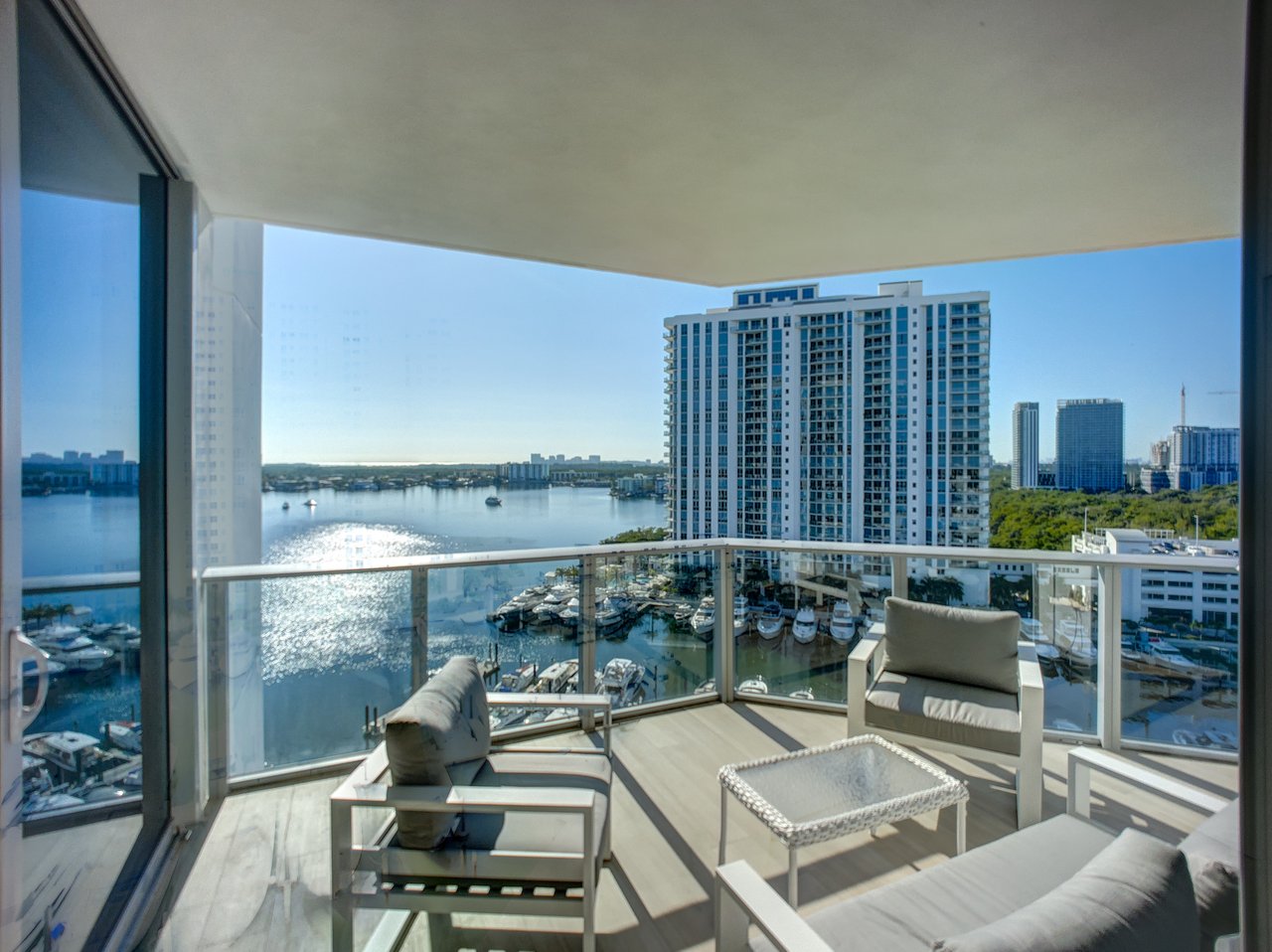 17301 Biscayne Blvd #1203