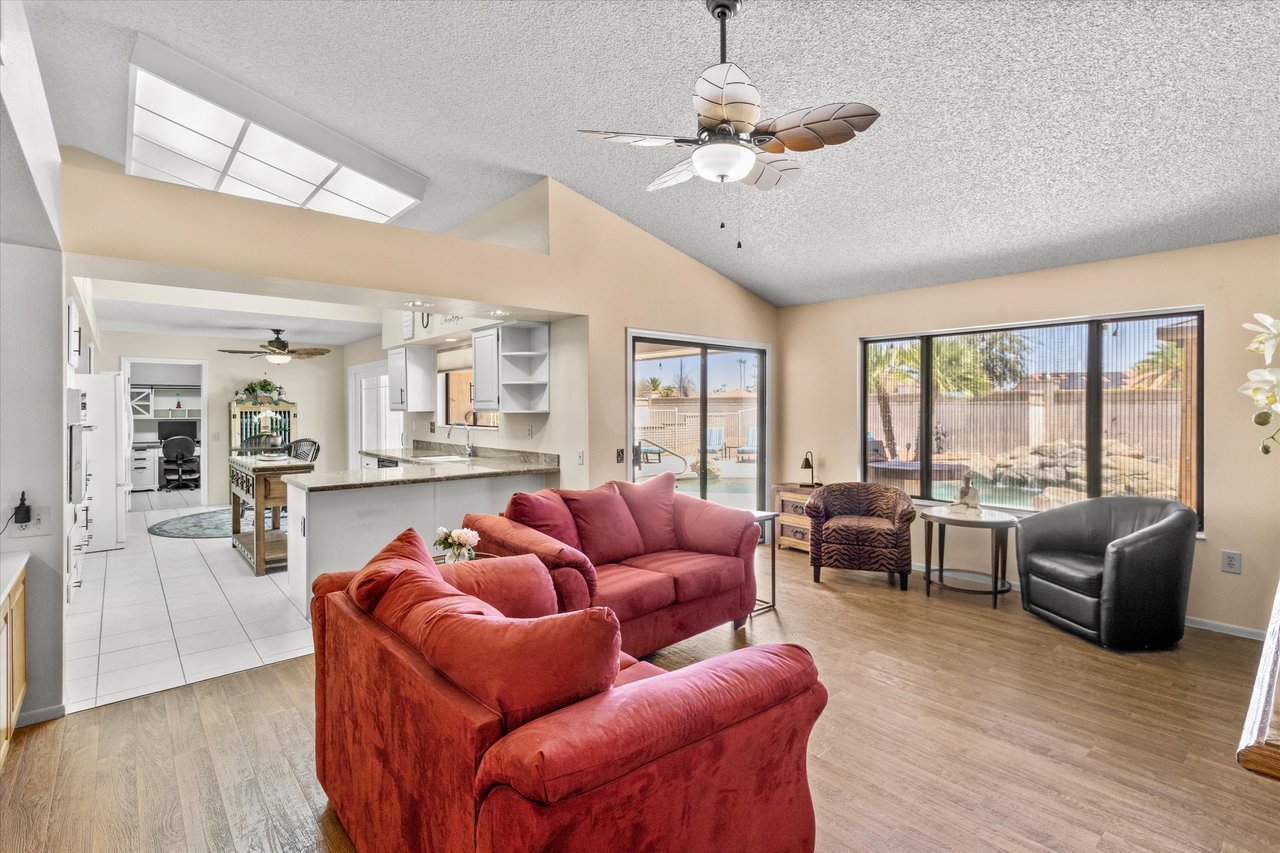 Sun City West Stunner—Updated, Upgraded, and Unforgettable!