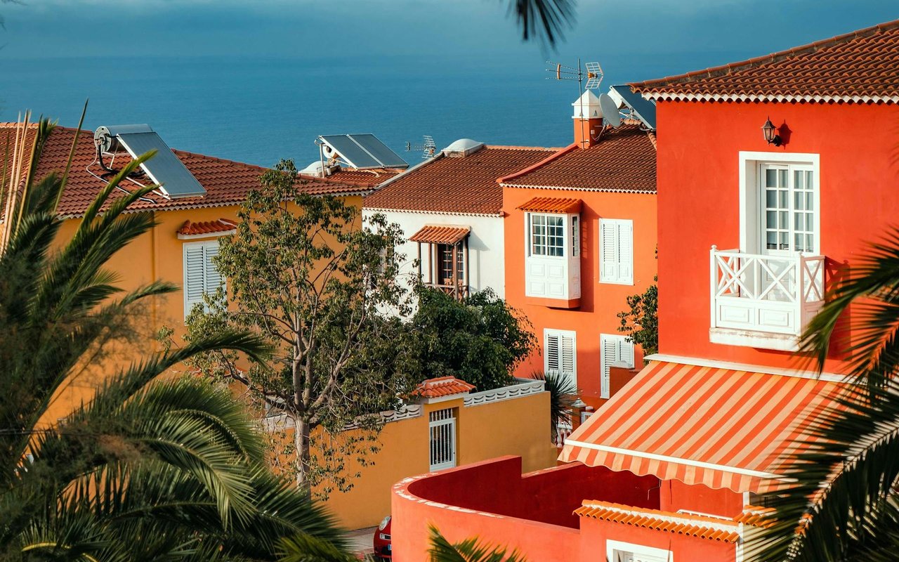 Inside Oakland’s Laurel Neighborhood