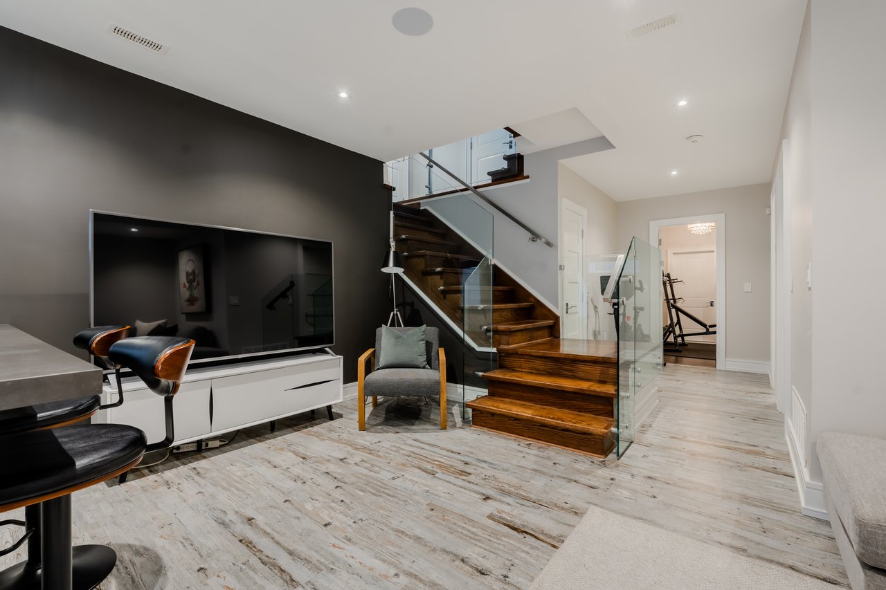 77 Randolph Road, Toronto