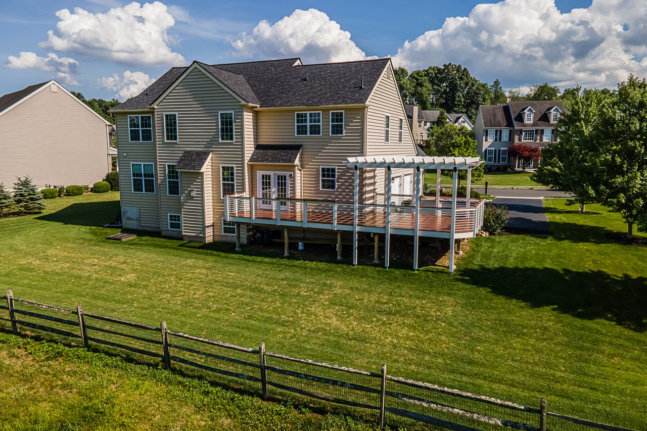 4945 Curly Horse Drive