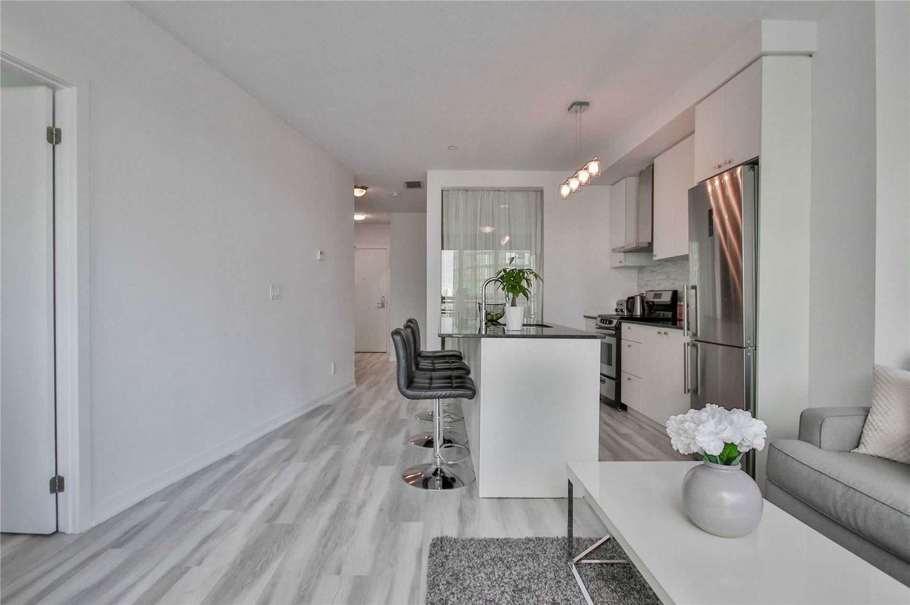 51 East Liberty St #2406