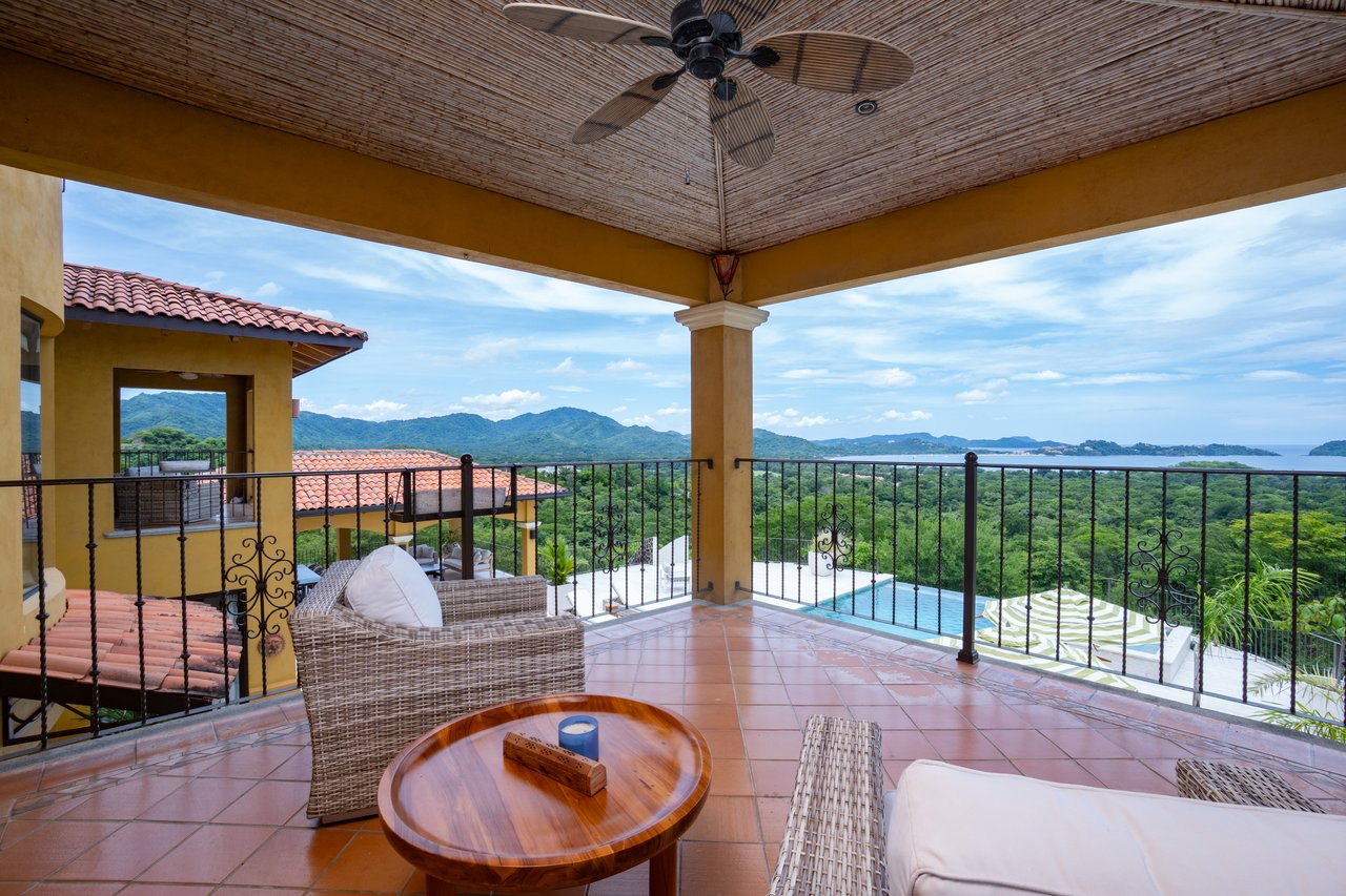 Casa Loro - Luxury Estate