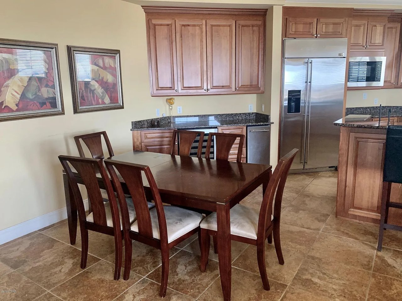 118 Carillon Market St #602