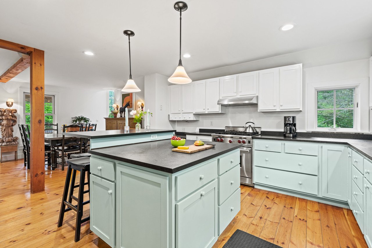 531 Ledge Road, Yarmouth