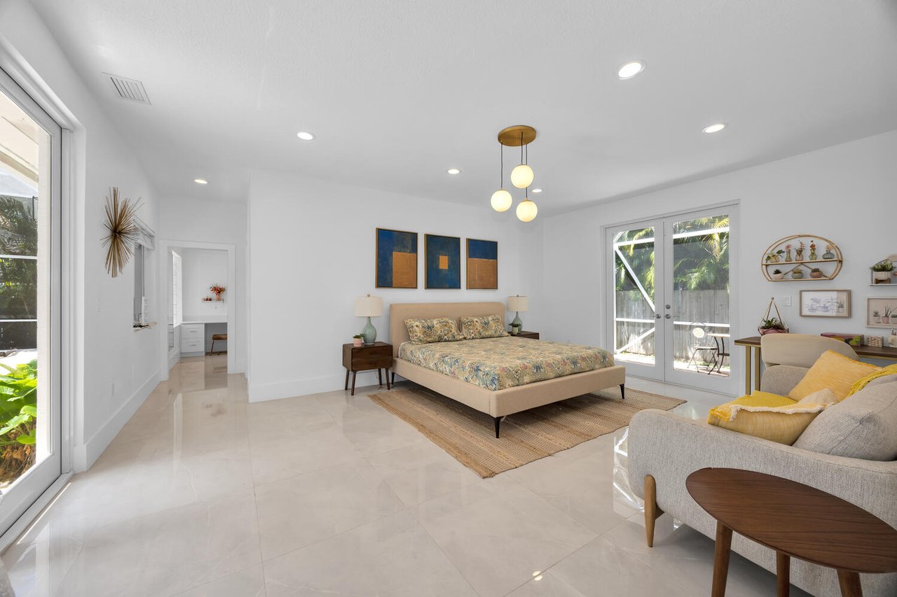 Palmetto Bay Perfection: Spacious, Serene, Stunning
