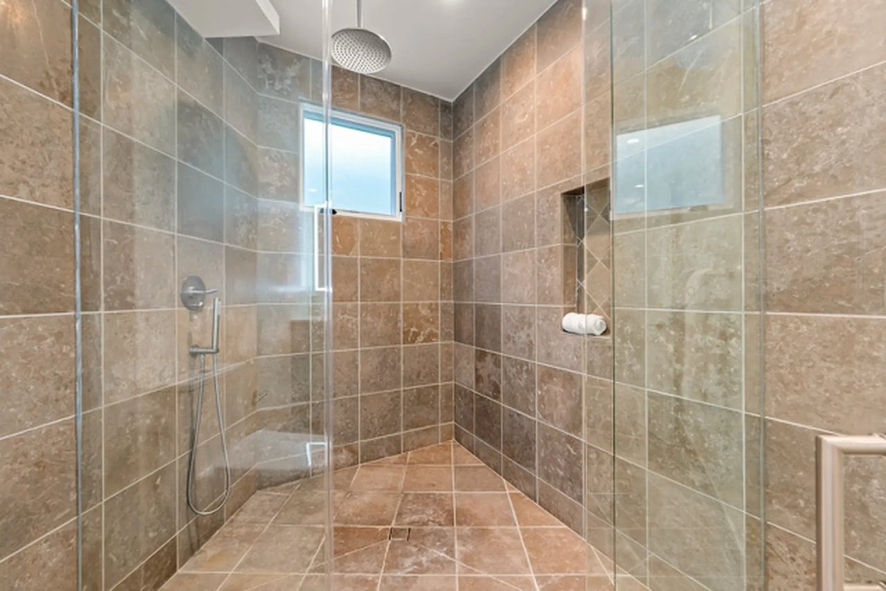 1825 Pandora Ave, #101