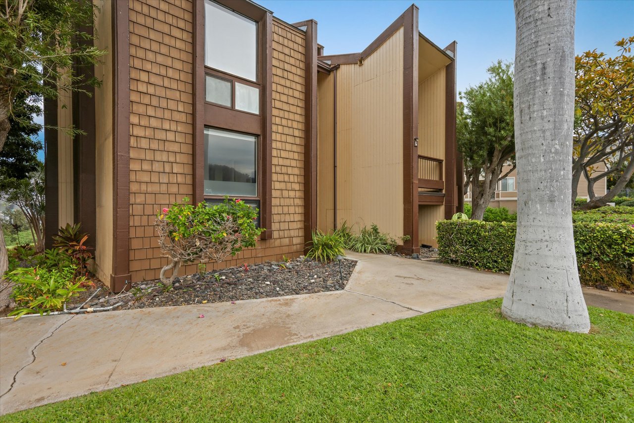 Waikoloa Village Condominiums