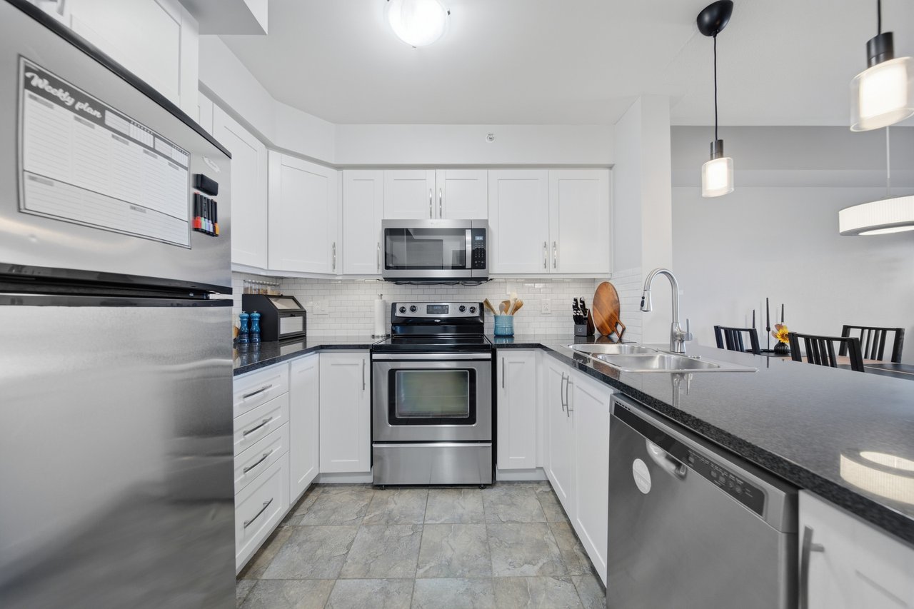 10 Mendelssohn St Suite 413