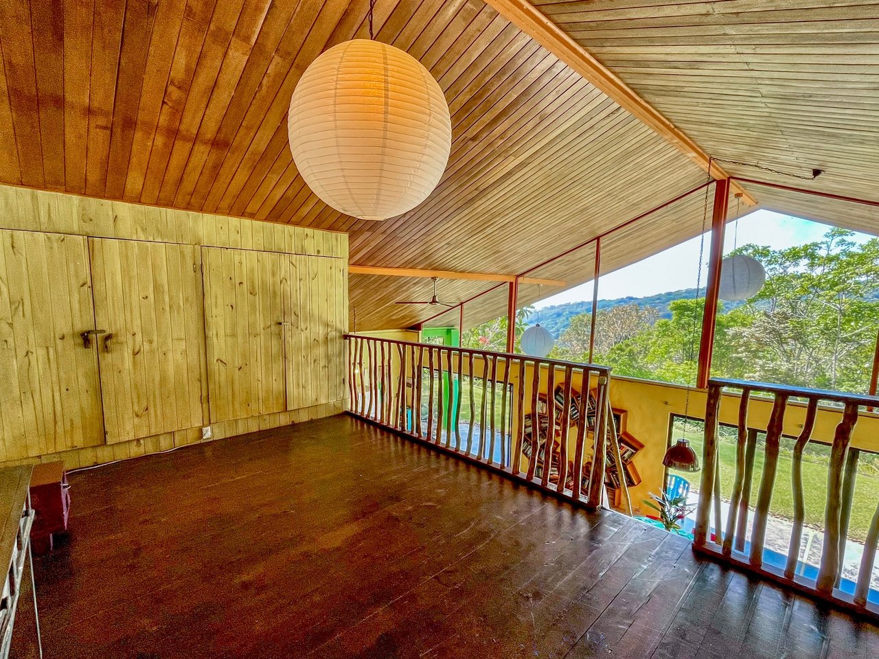 2.35 ACRES- 2 Bedroom Colorful Jungle Home With Ocean Views, Privacy, Room To Build More, Only 10 Min To Dominical!!!