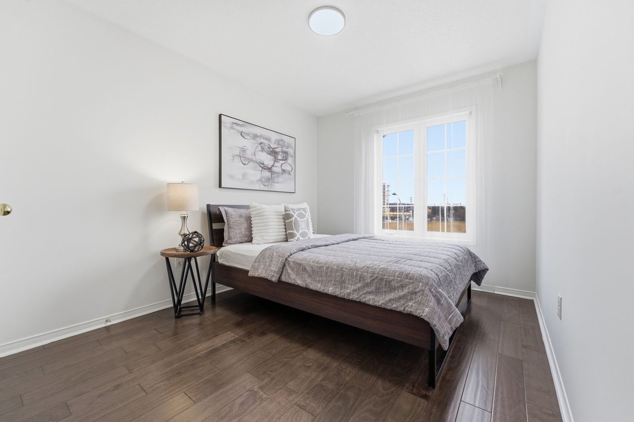 647 Courtney Valley Rd