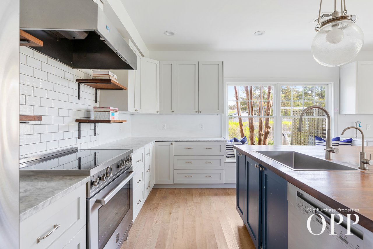 Waterview Getaway for the Ultimate Paddler