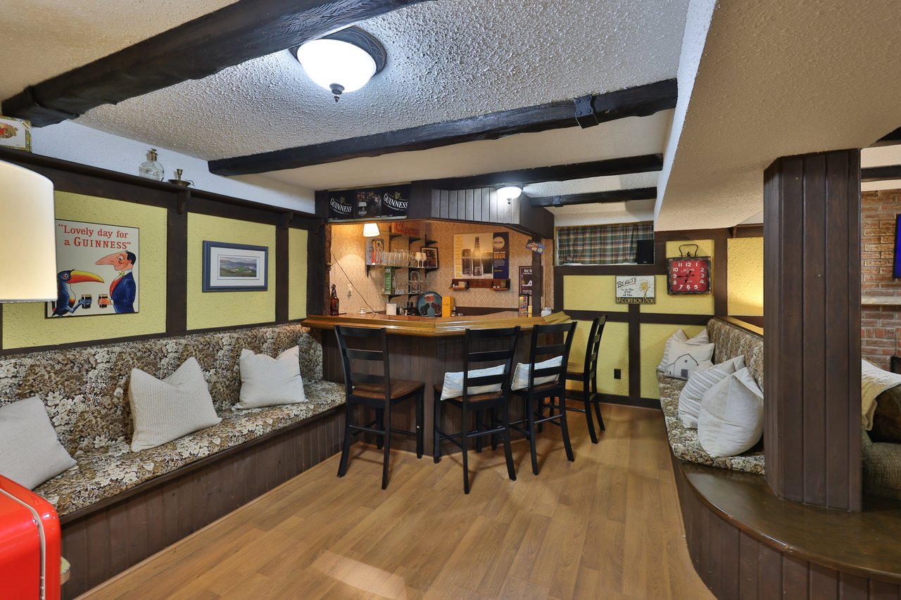 3555 Kingbird Court