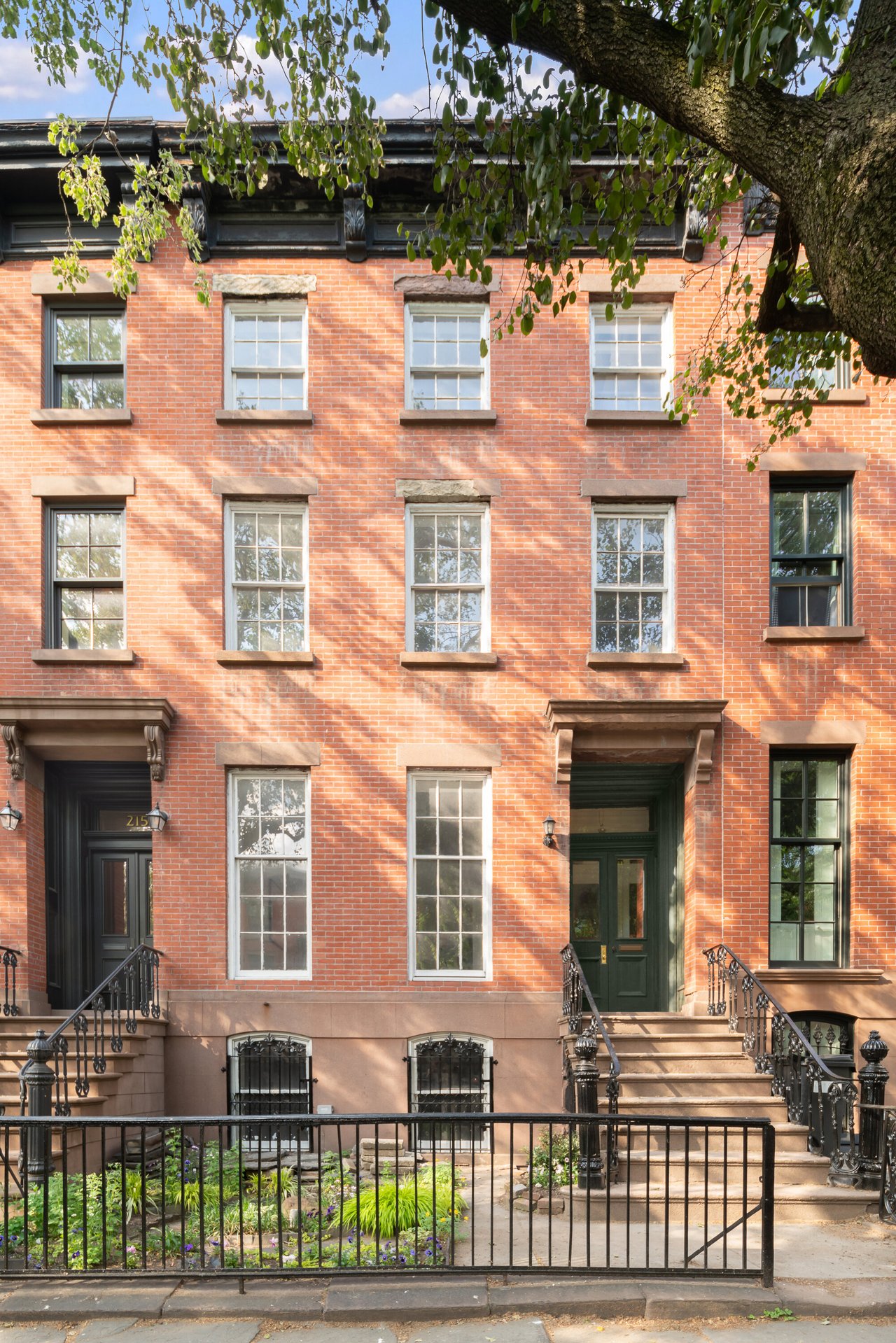 217 Dean St