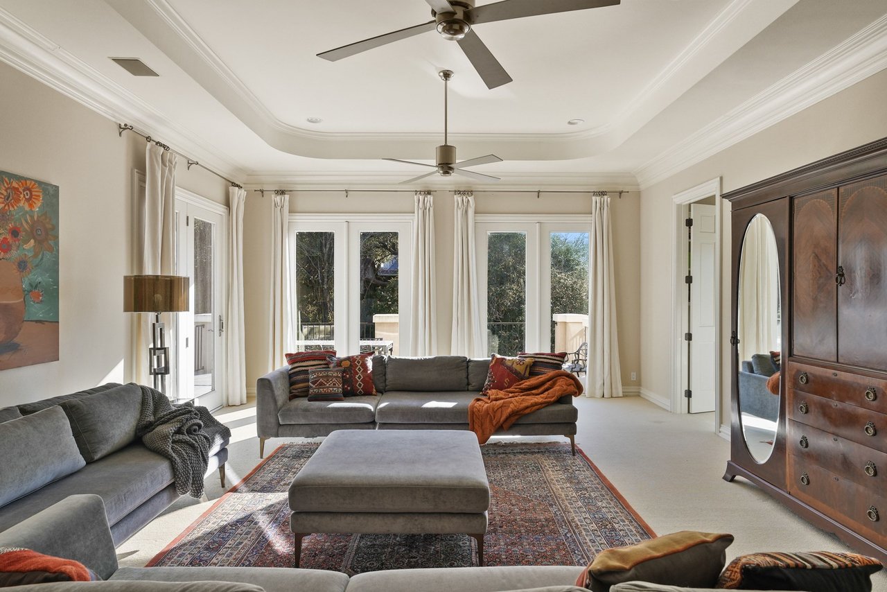 3800 Hunterwood Point