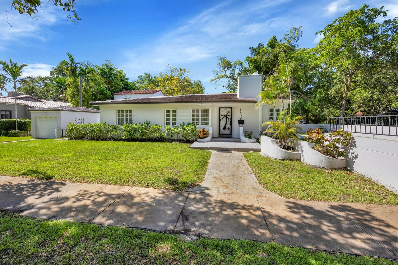 Art Deco Gem in Coral Gables