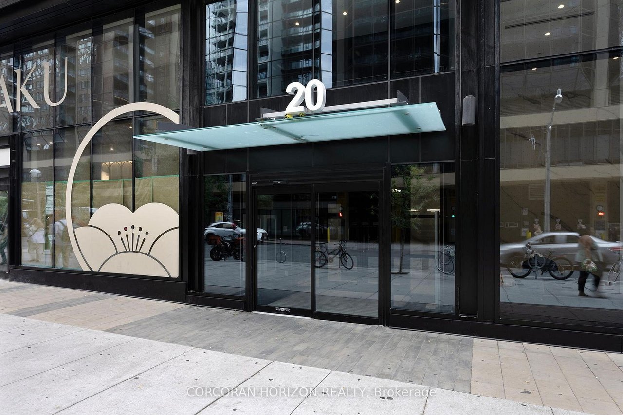 DOWNTOWN MODERN CHARM